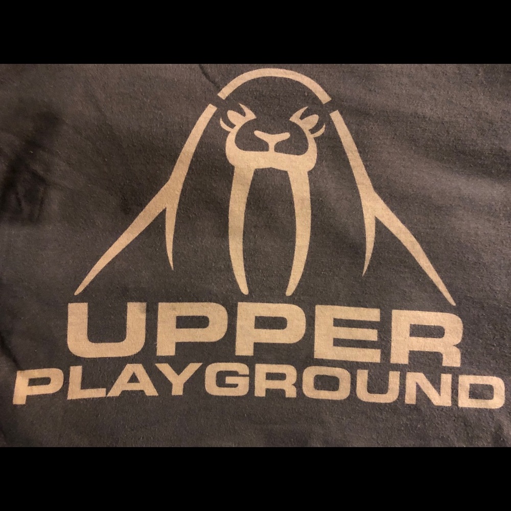 grey Upper Playground t-shirt